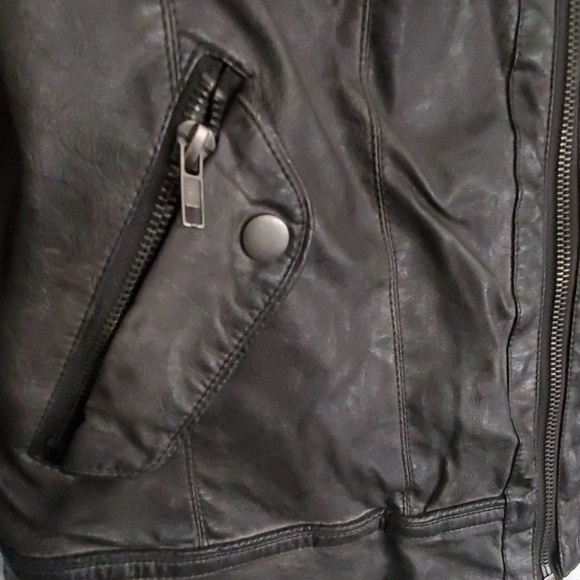 Faux Leather Womens Short Jacket - Picture 3 of 4